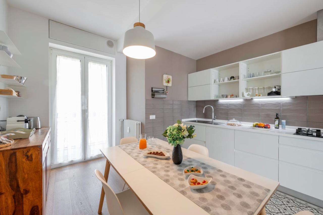 Ferienwohnung Ferrucci, 10 - Elegante Oasi Urbana A Milano Exterior foto