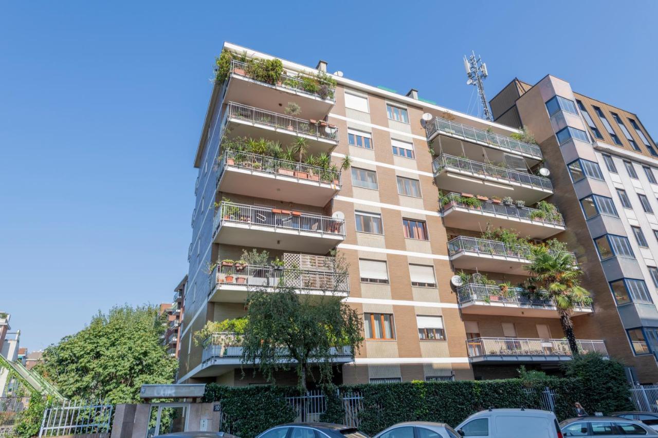 Ferienwohnung Ferrucci, 10 - Elegante Oasi Urbana A Milano Exterior foto